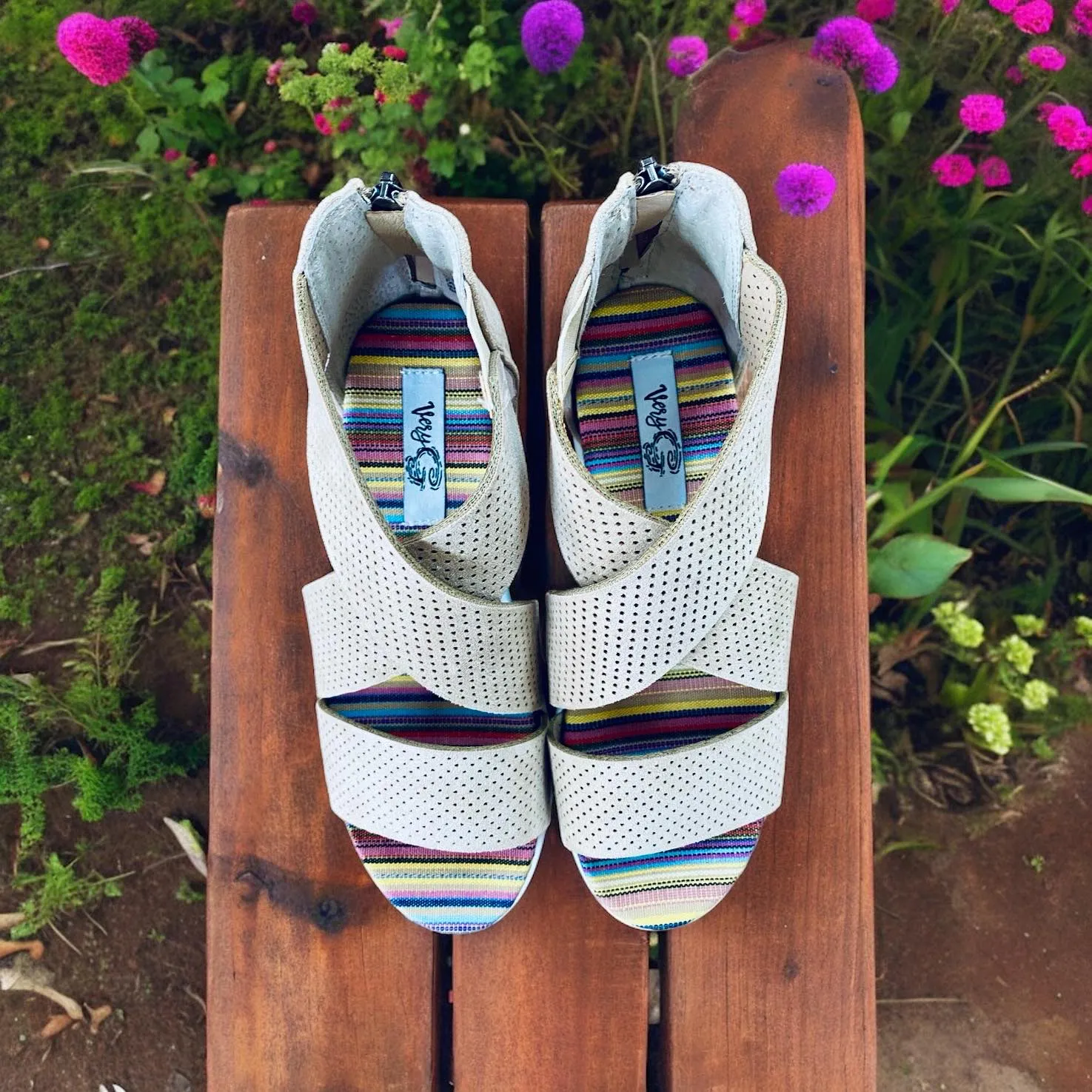 ALLIE WEDGES by Very G