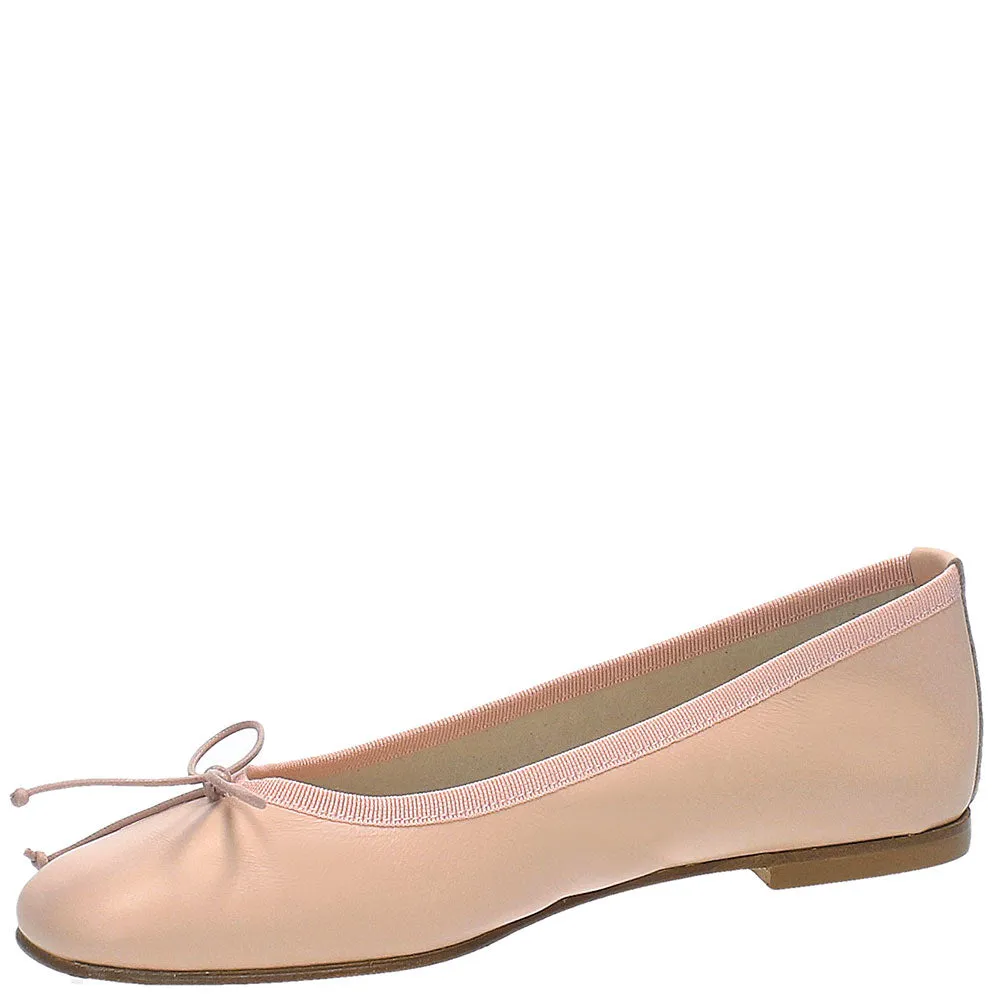 Ballerina Elga nude