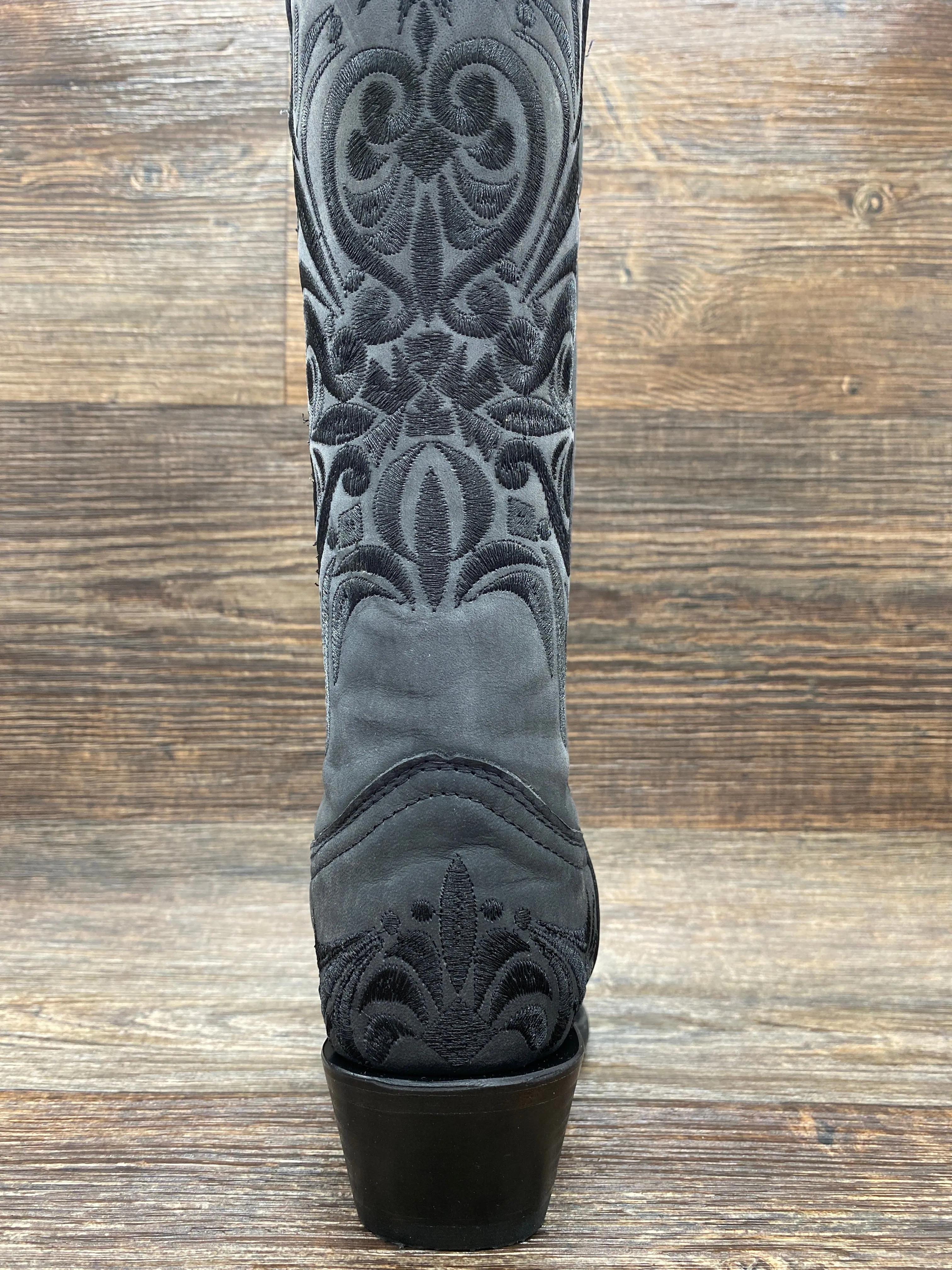 l5433 Women's Circle-G Black Filigree Snip Toe Western Boot by Corral