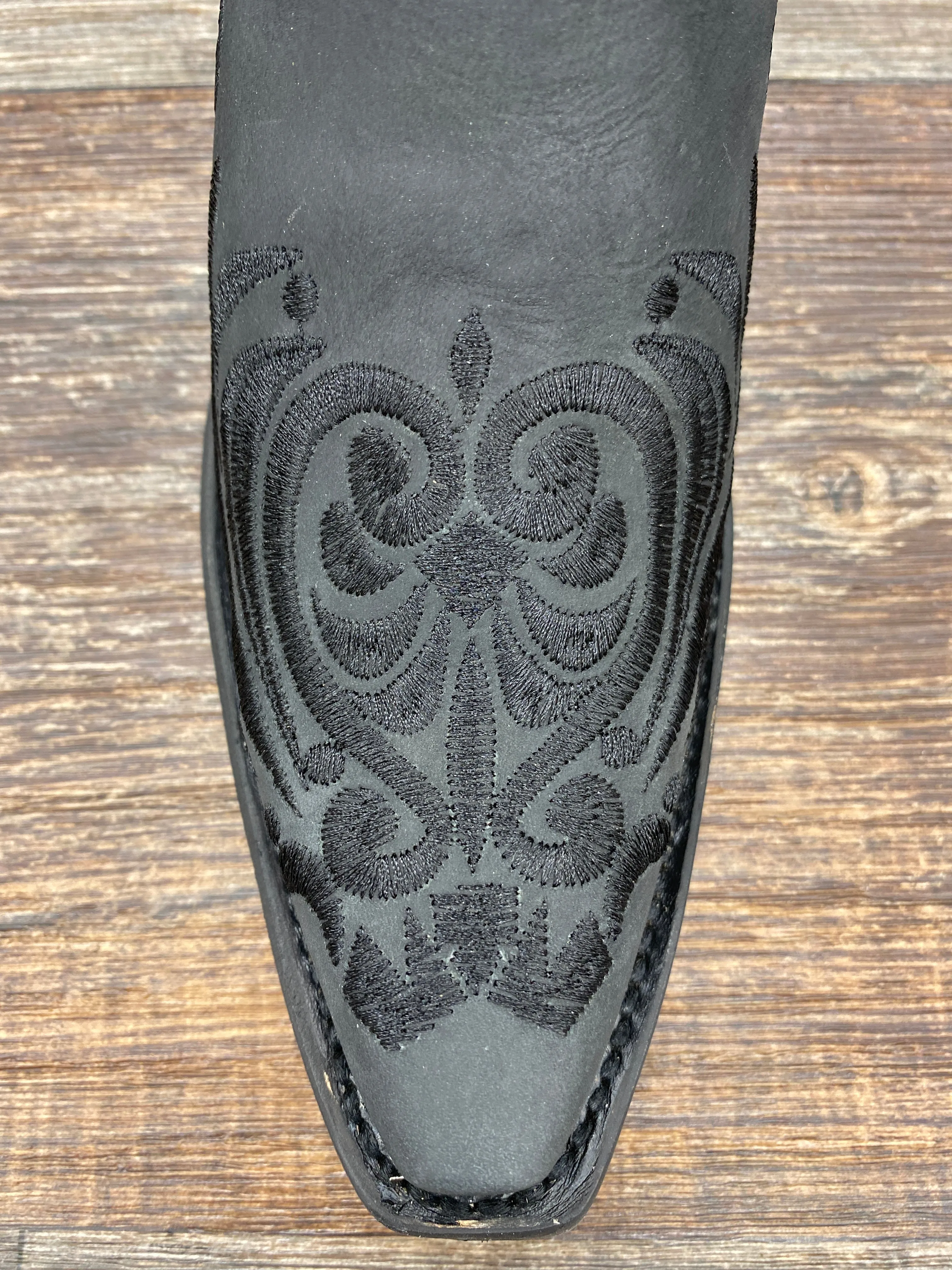 l5433 Women's Circle-G Black Filigree Snip Toe Western Boot by Corral